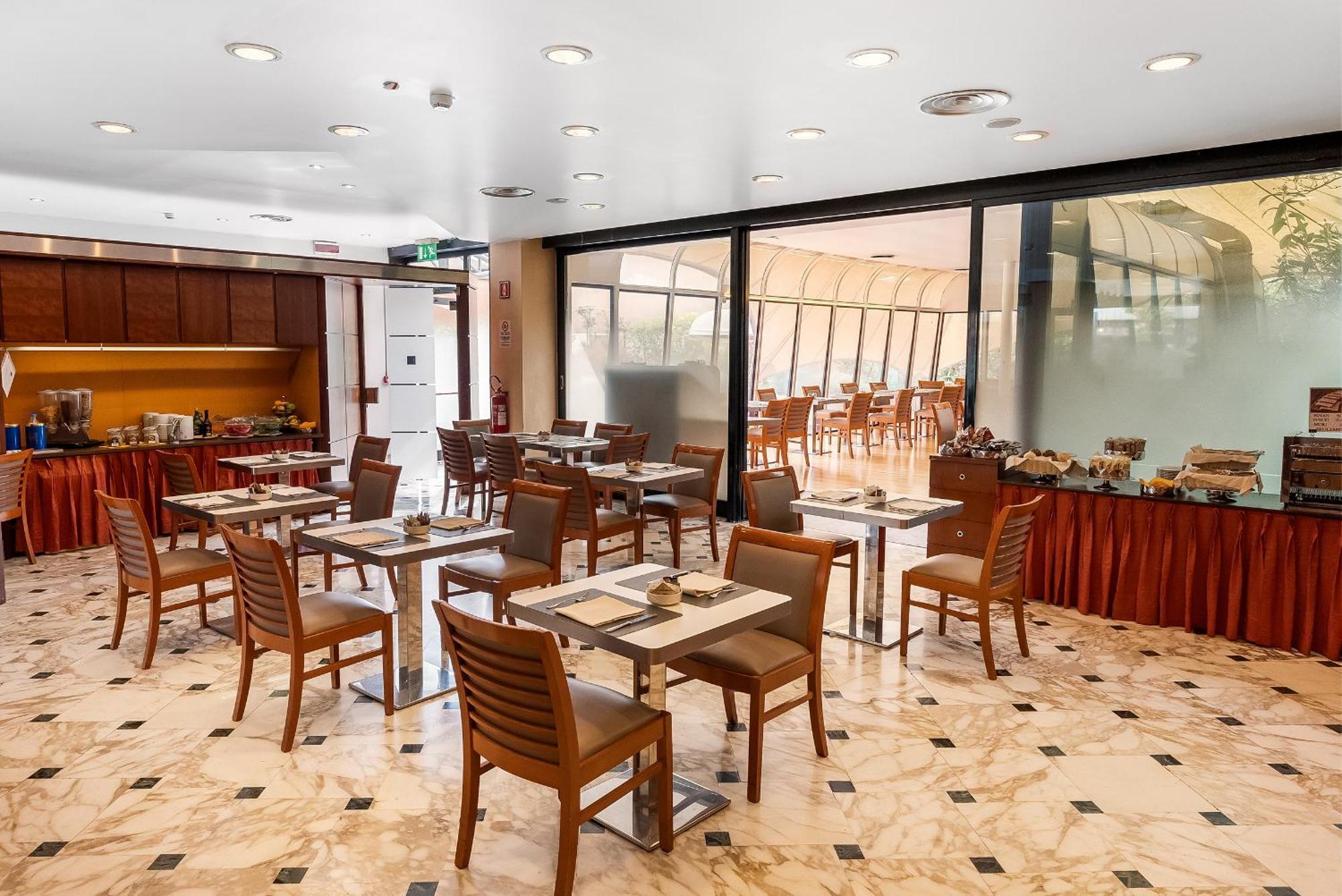 Abacus Hotel 4*